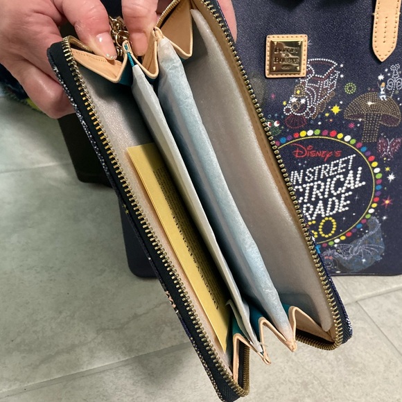 Dooney & Bourke Disney Electrical Light Parade Tote Bag and Wallet Set - Picture 4 of 7